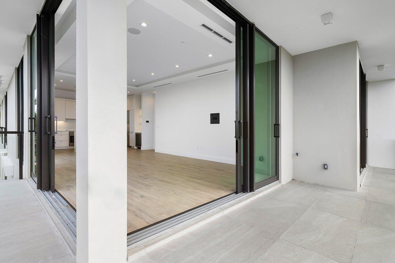 1177 MODERNE - Residential