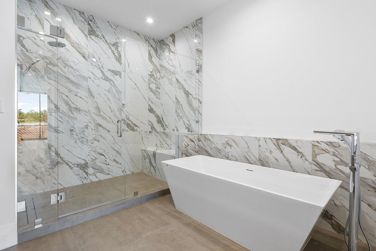 1177 MODERNE - Residential