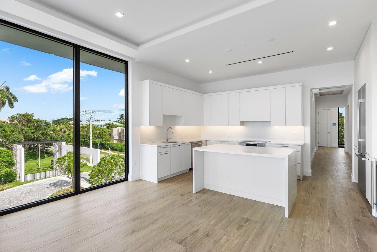 1177 MODERNE - Residential