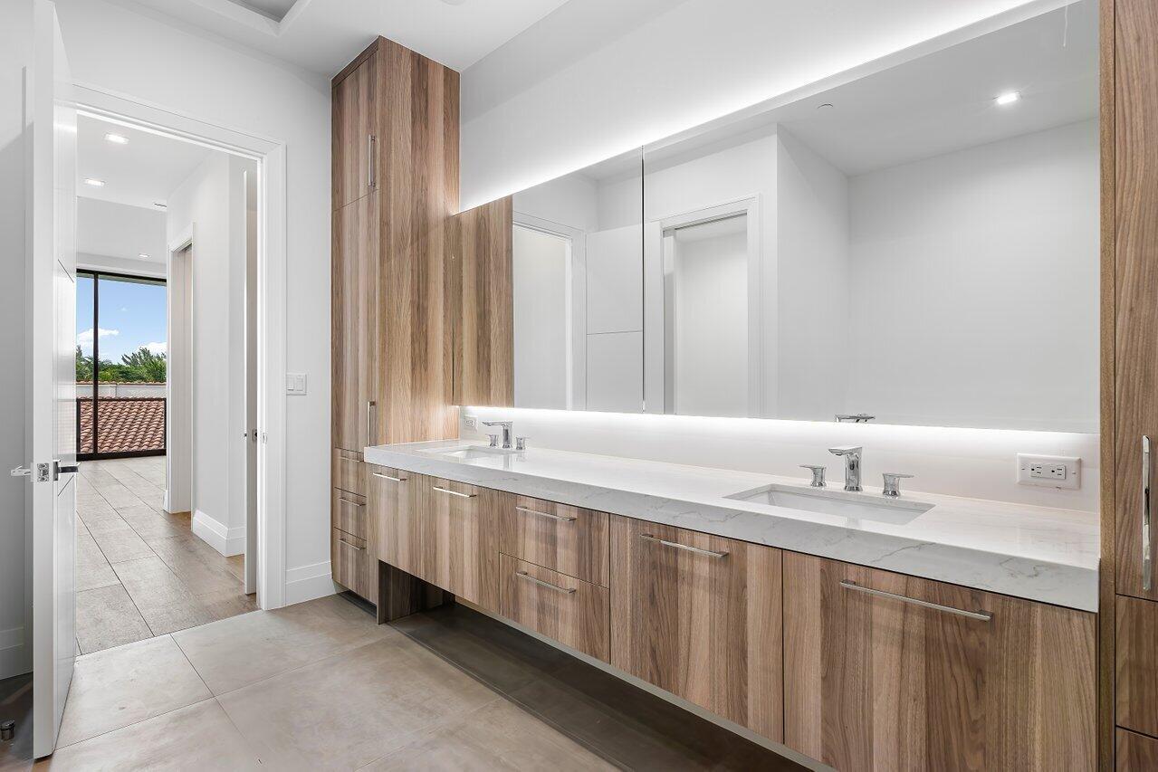 1177 MODERNE - Residential