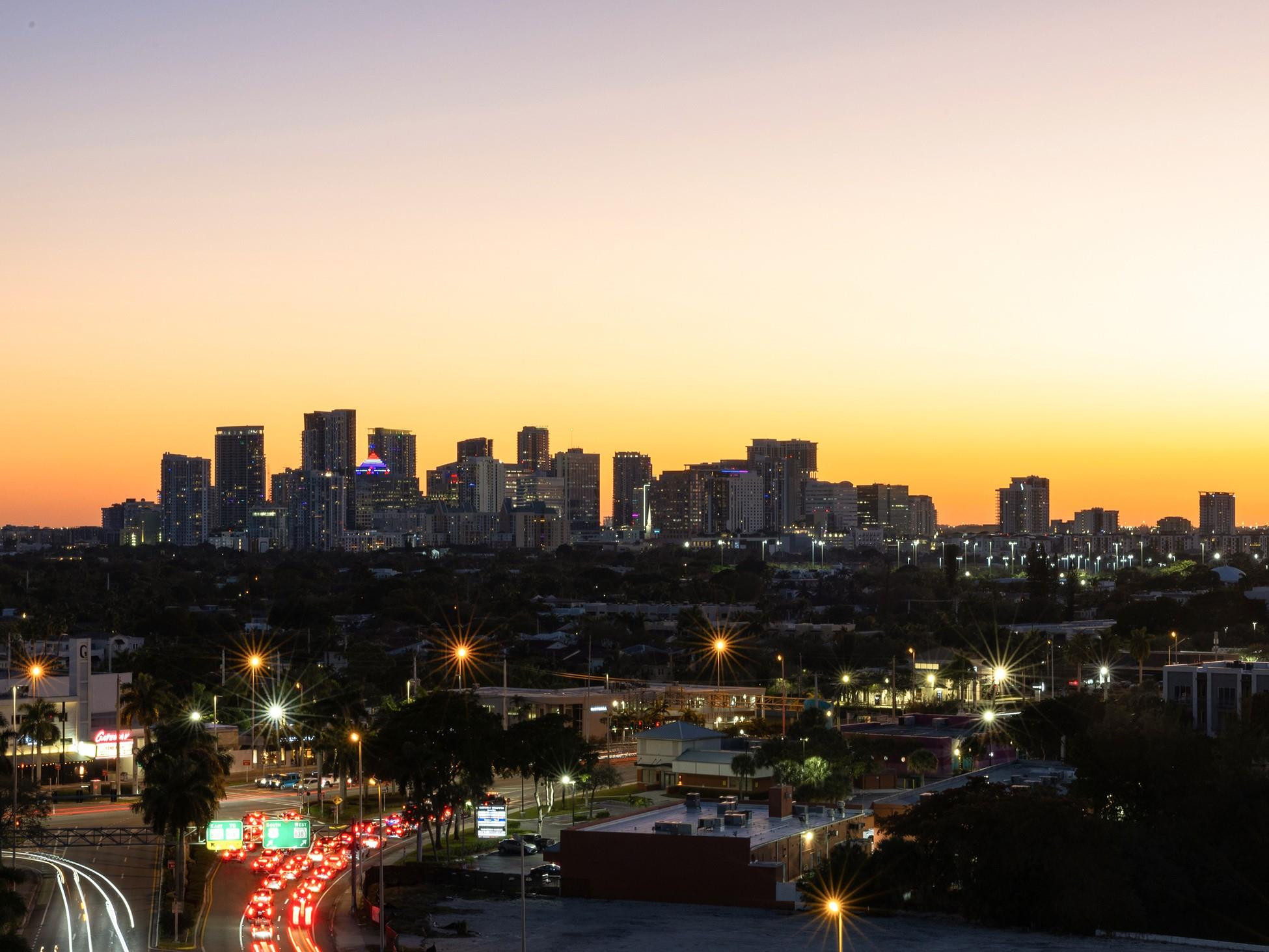 1180 N Federal Highway 1203