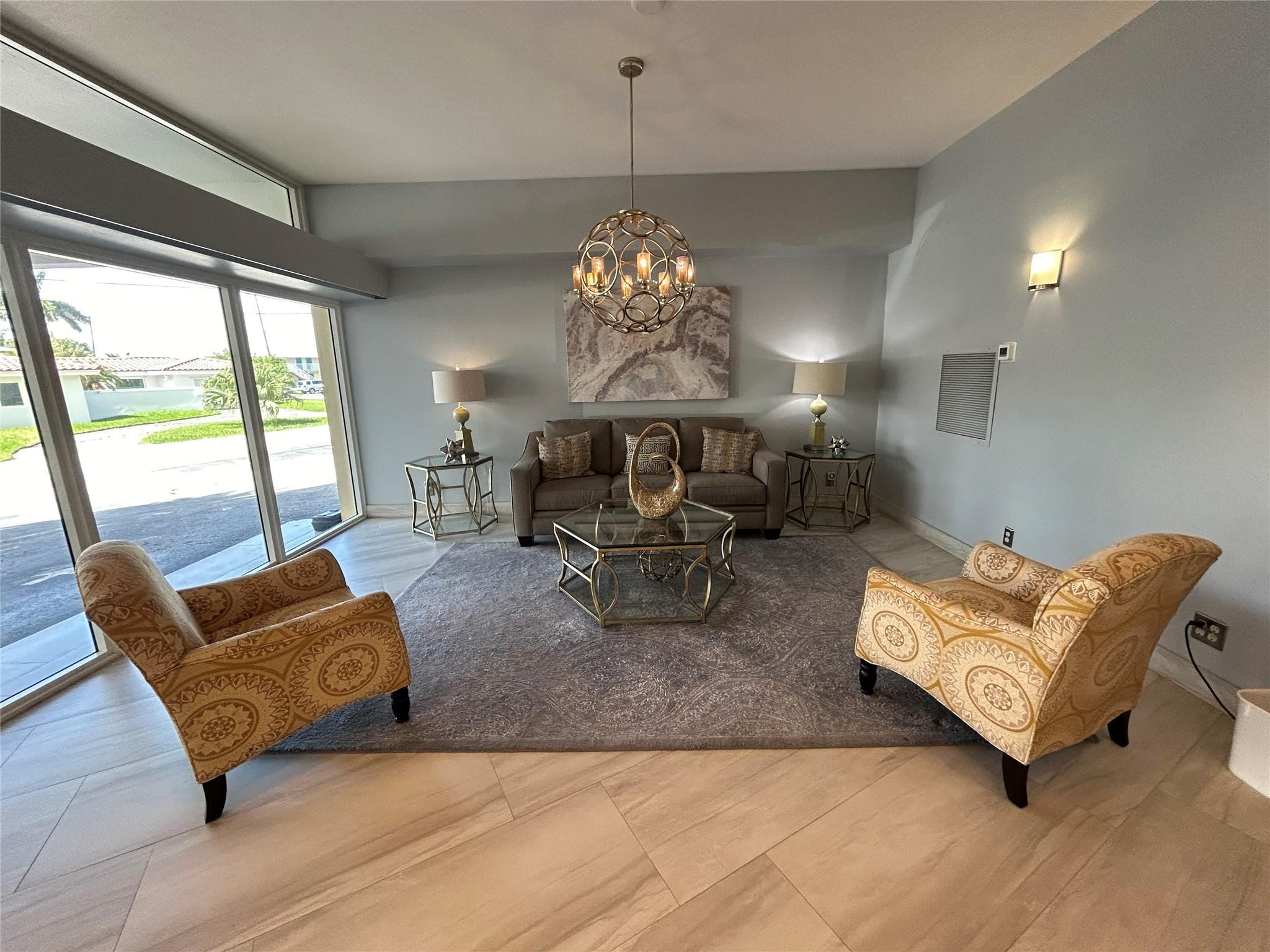 1200 Hibiscus Avenue 702