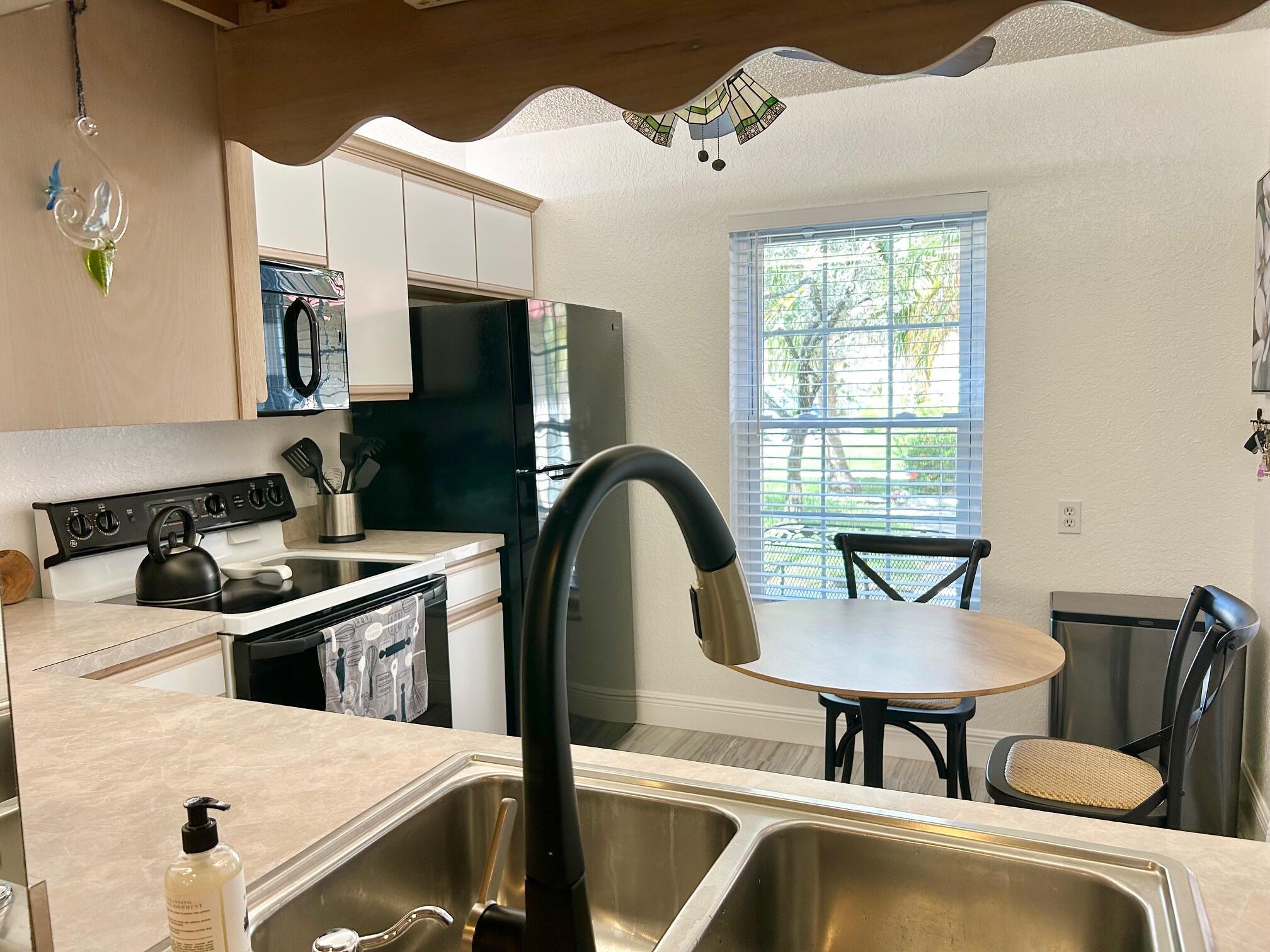 COVERED BRIDGE CONDO - Residential