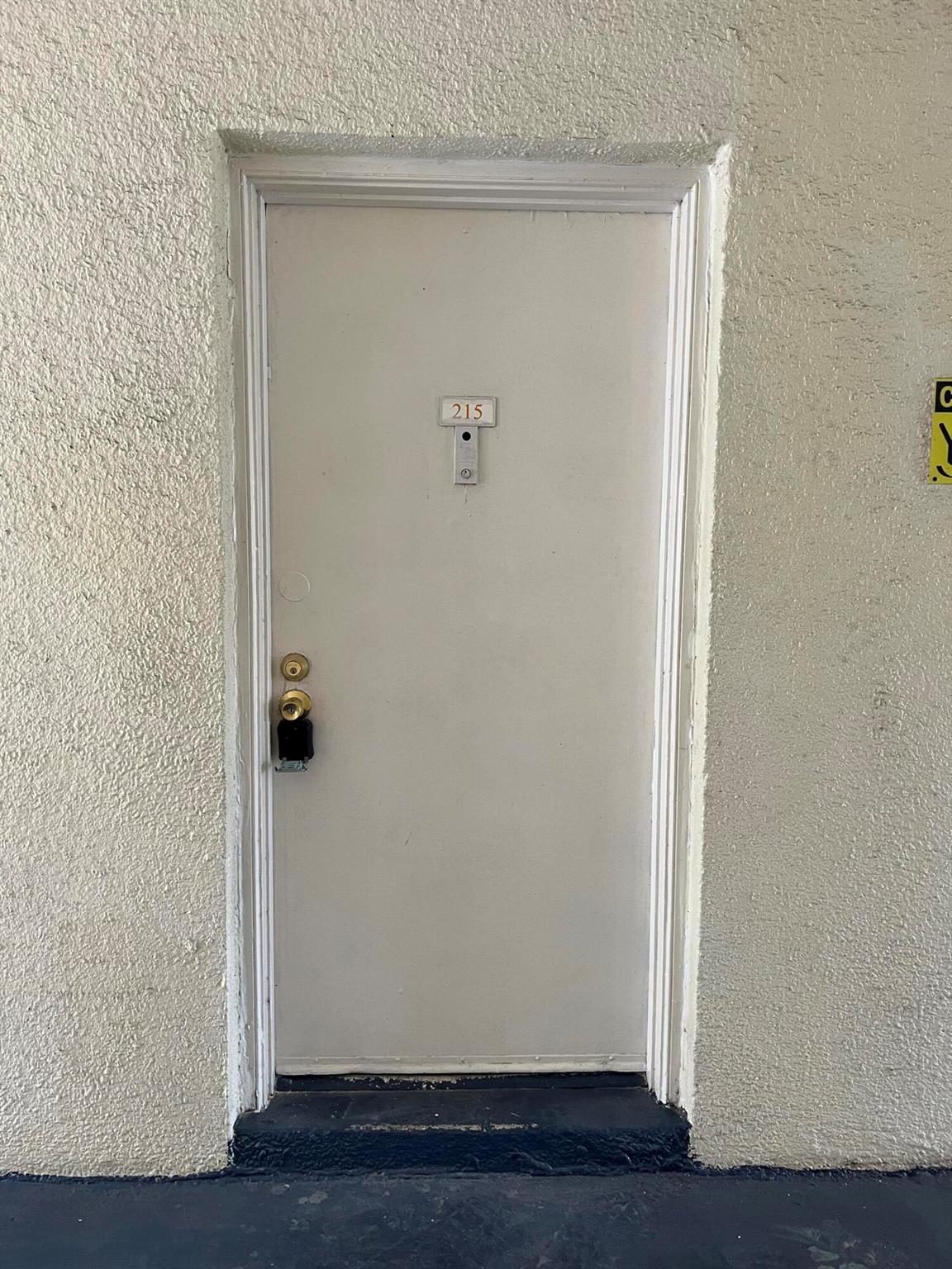 CLEAR LAKE PALMS CONDO - Residential Lease