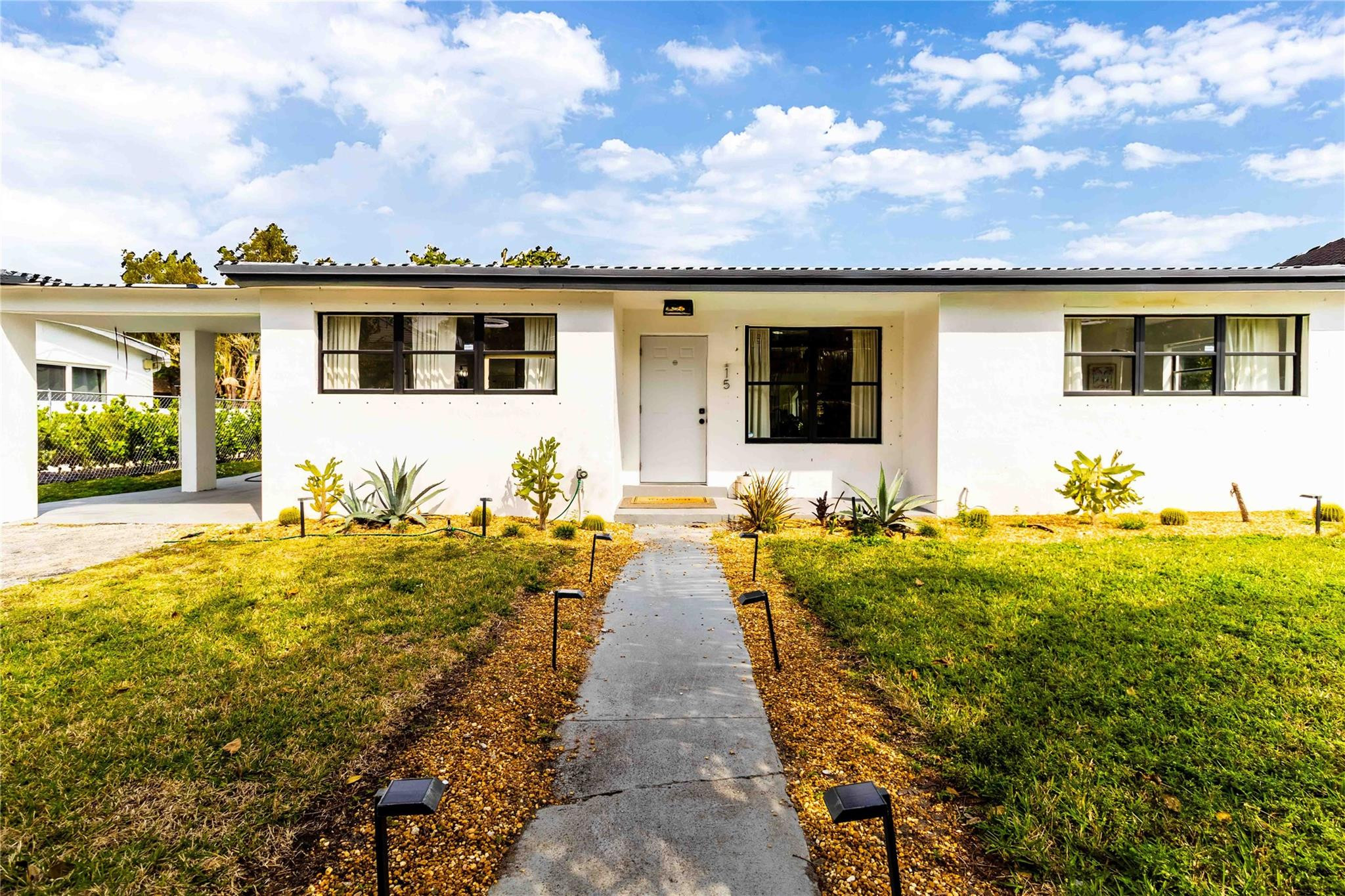 SUNSWEPT ISLE 1ST ADDN - Residential