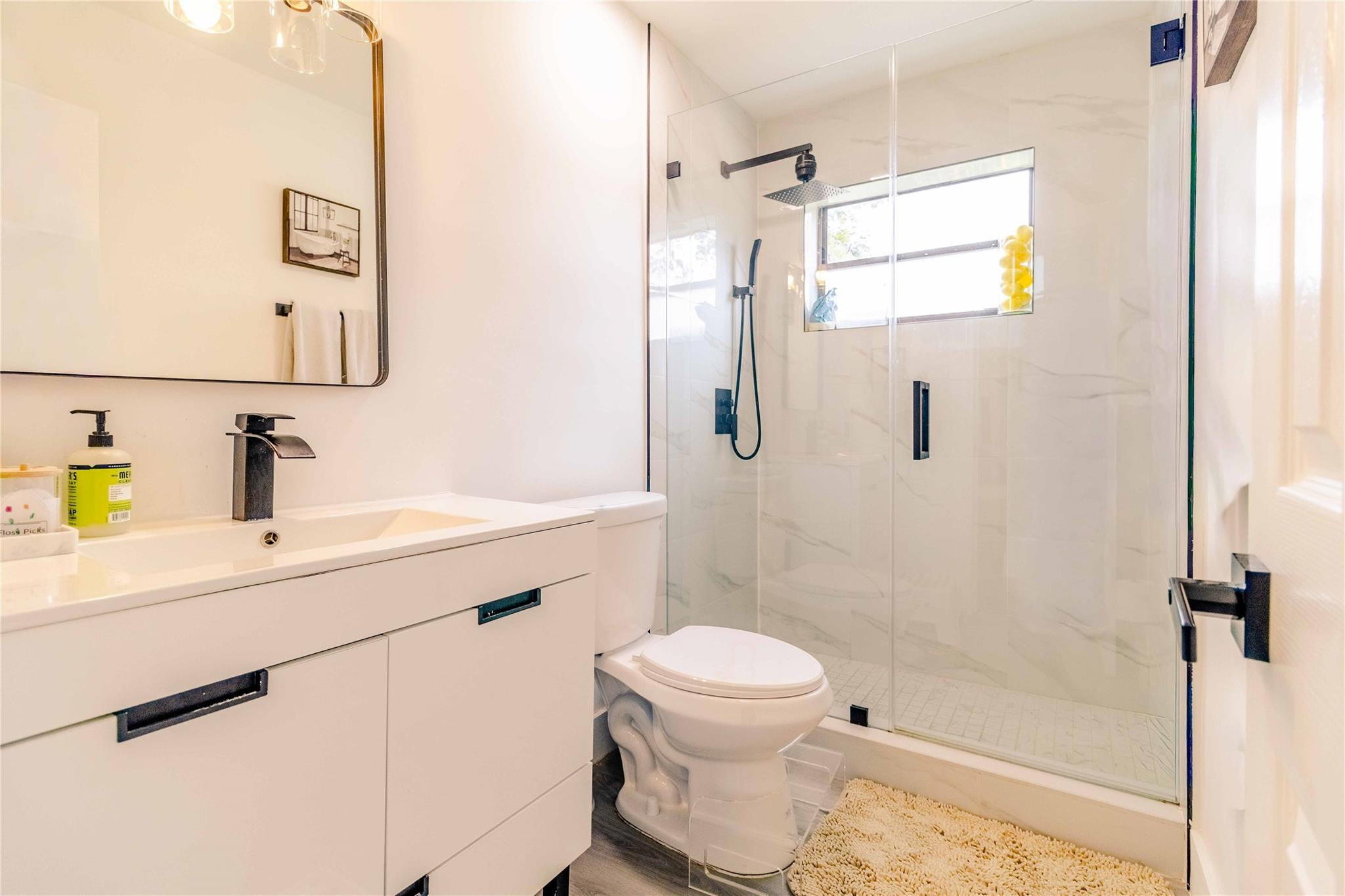 SUNSWEPT ISLE 1ST ADDN - Residential