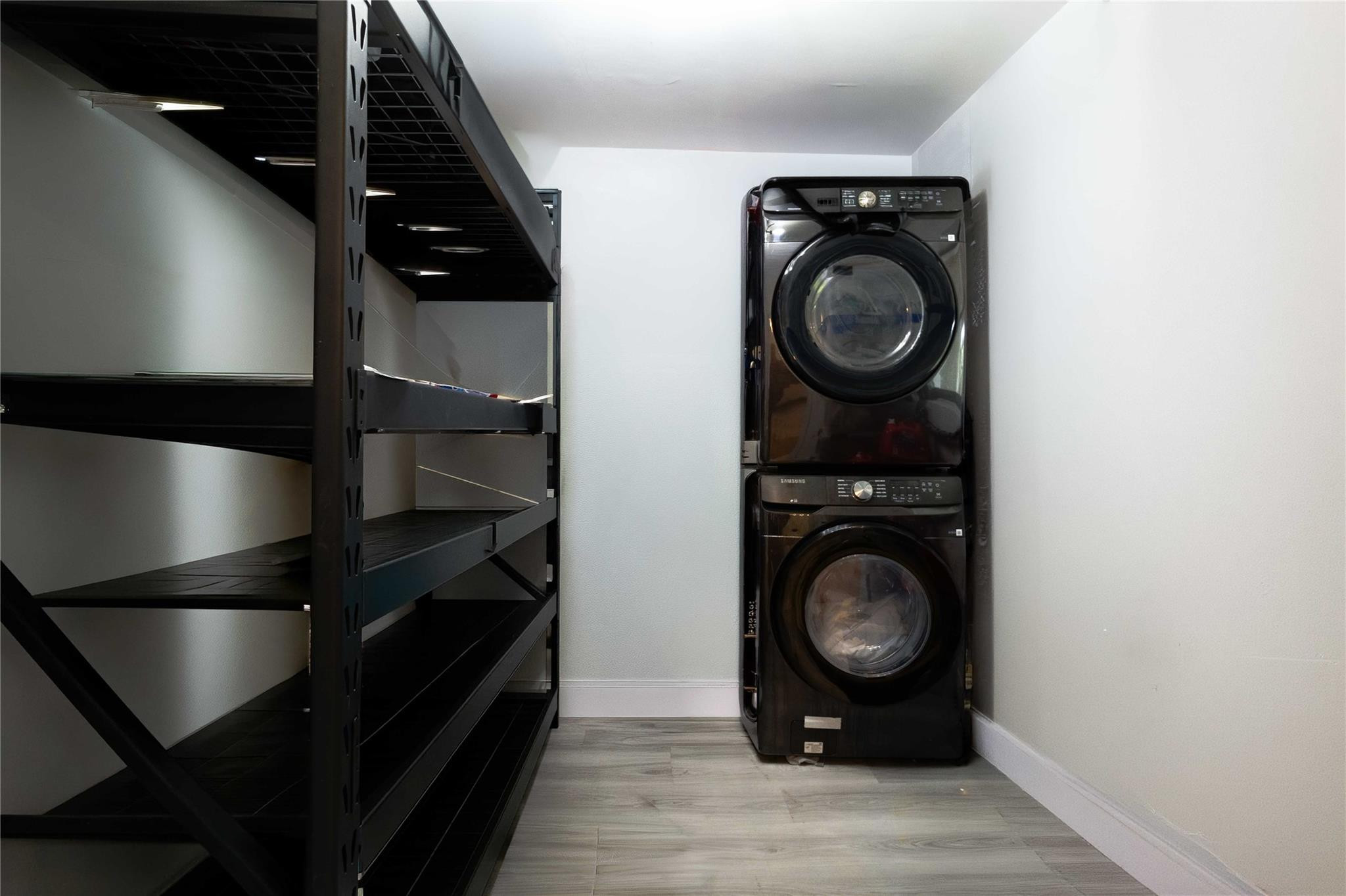 SUNSWEPT ISLE 1ST ADDN - Residential