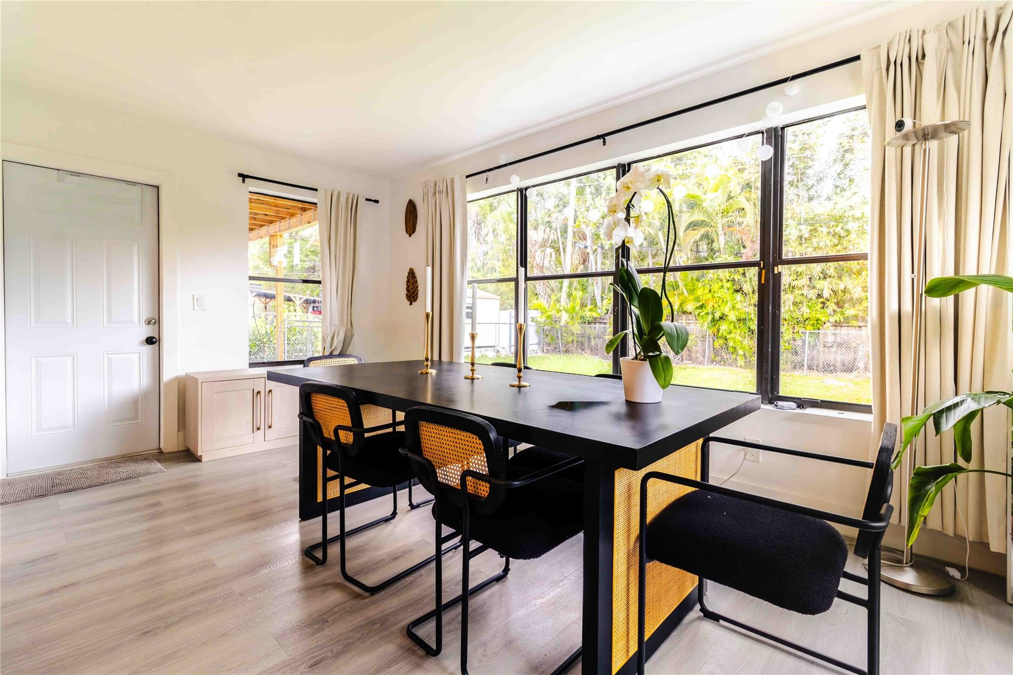 SUNSWEPT ISLE 1ST ADDN - Residential