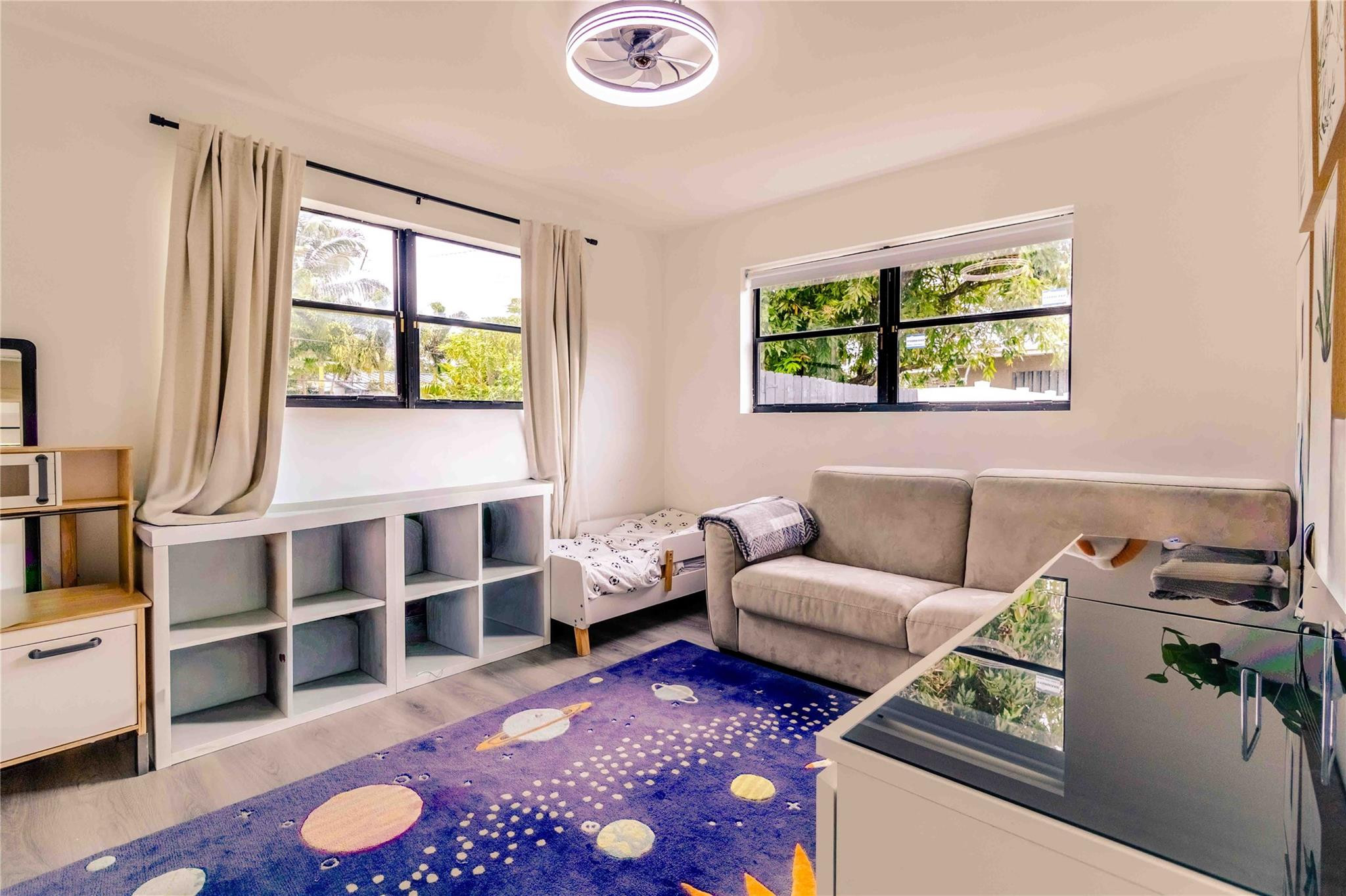 SUNSWEPT ISLE 1ST ADDN - Residential