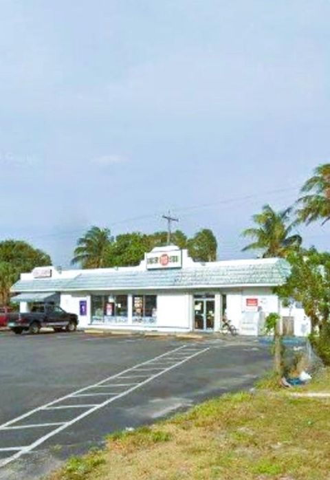 1418 S Dixie Highway Lake Worth Beach FL 33460