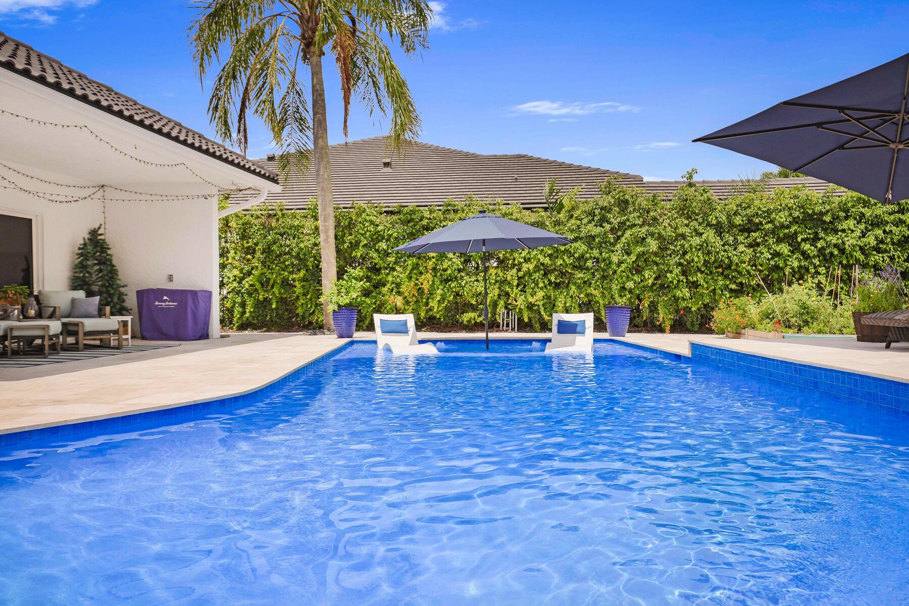 BOCA GROVE - Residential