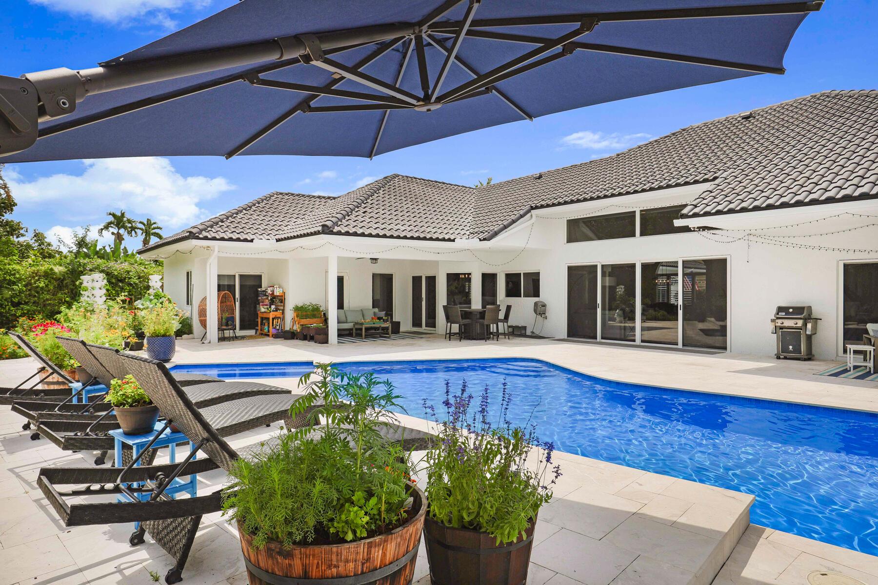 BOCA GROVE - Residential