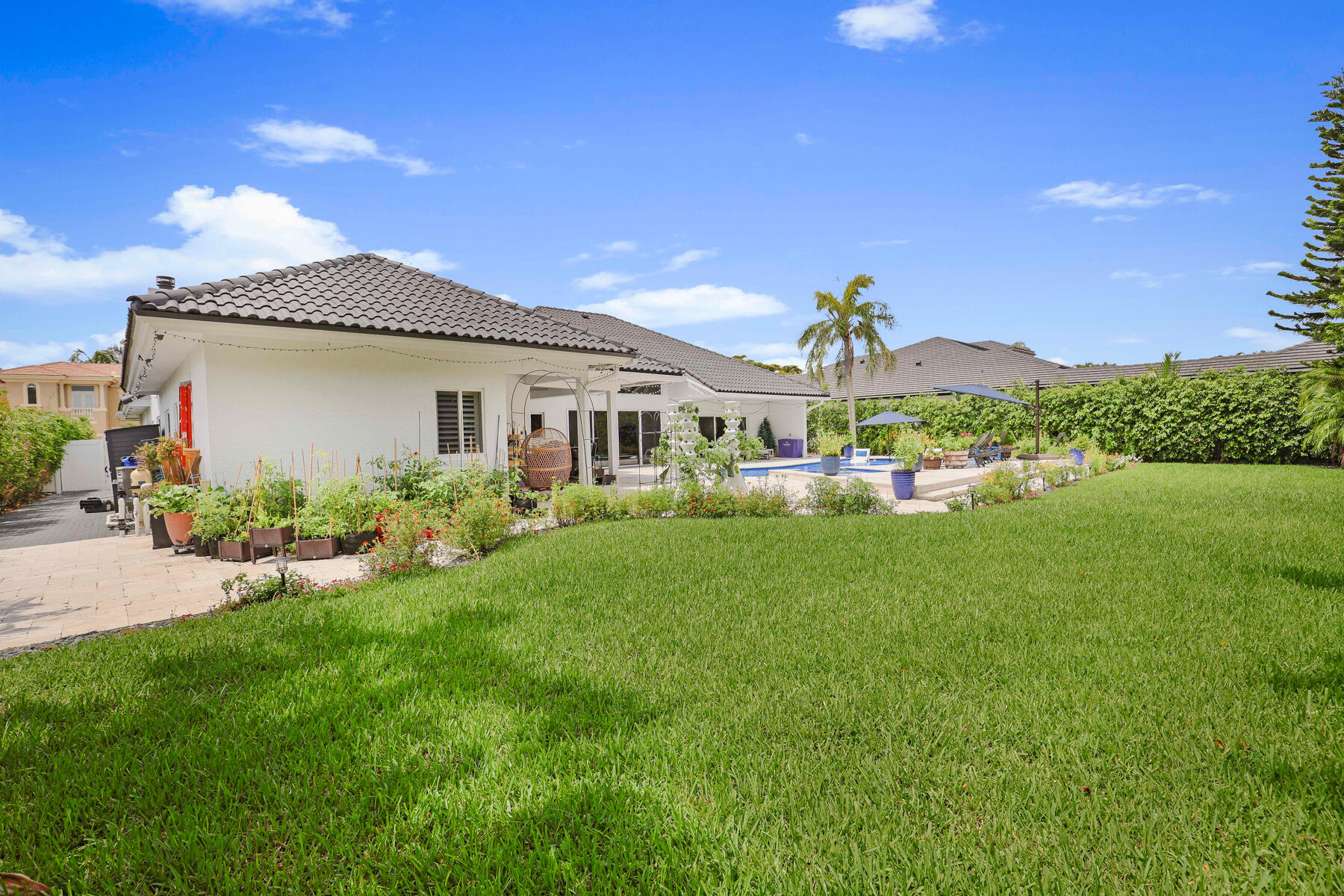 BOCA GROVE - Residential