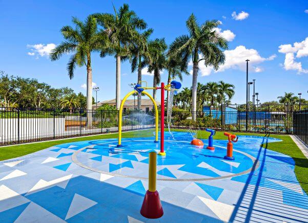 BOCA GROVE - Residential