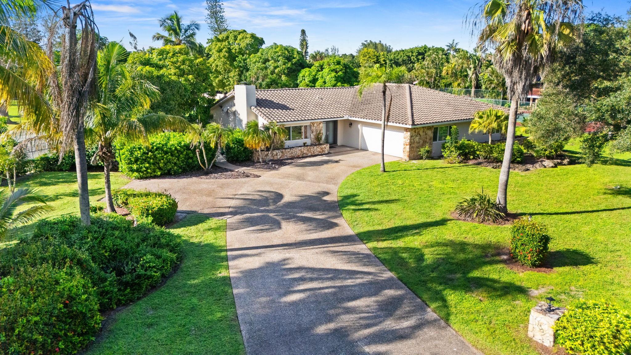 Running Brook Hills 70-23 - Residential