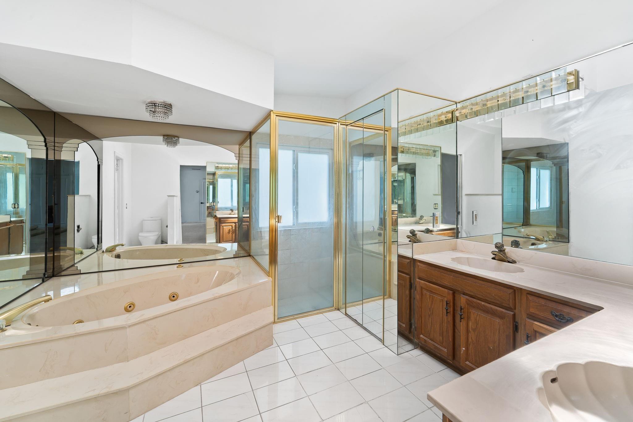 Running Brook Hills 70-23 - Residential