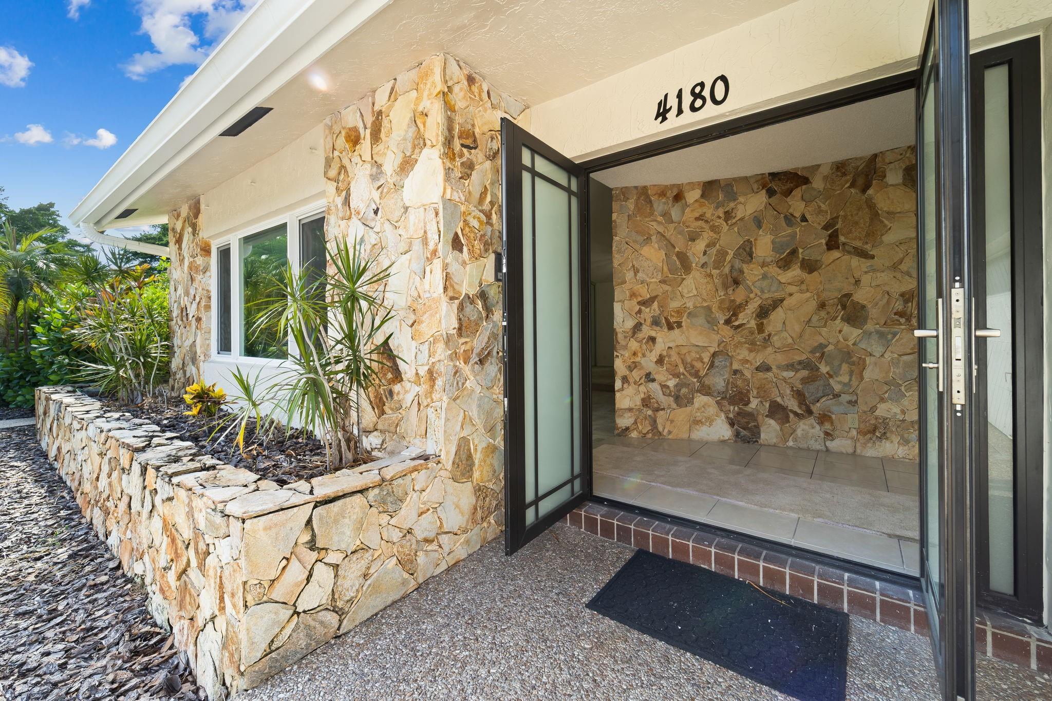 Running Brook Hills 70-23 - Residential