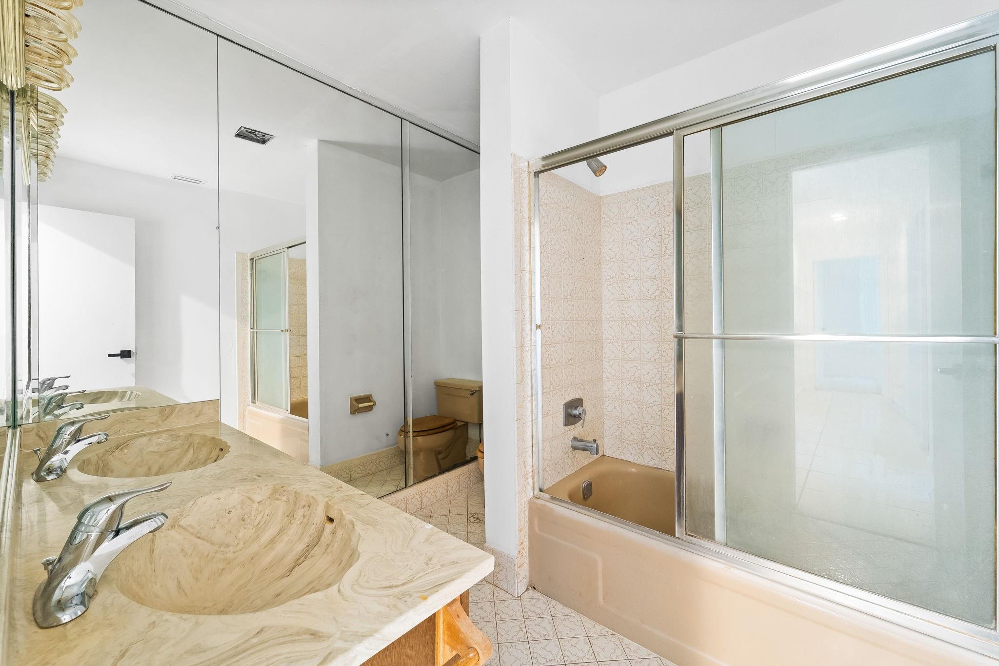 Running Brook Hills 70-23 - Residential