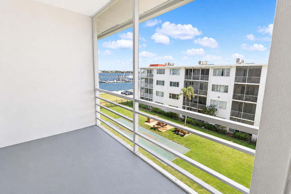 Photo of 4500 N FLAGLER Drive #B21, West Palm Beach, FL 33407 (MLS # B26066704)