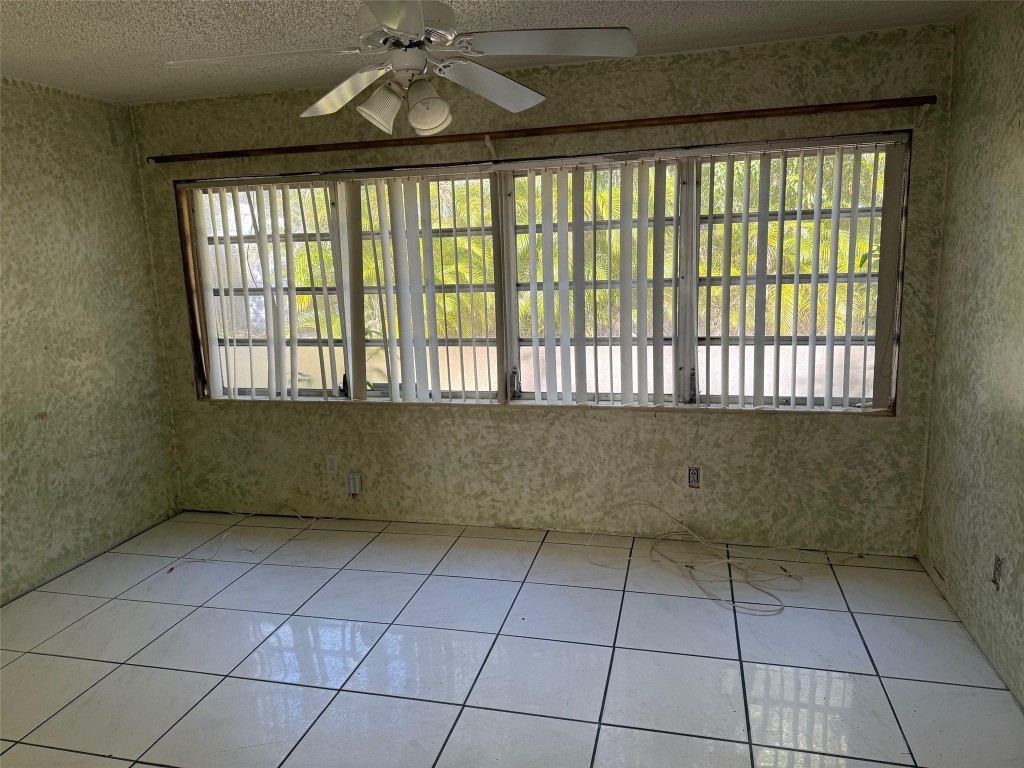 Driftwood Acres 20 42-18 - Residential