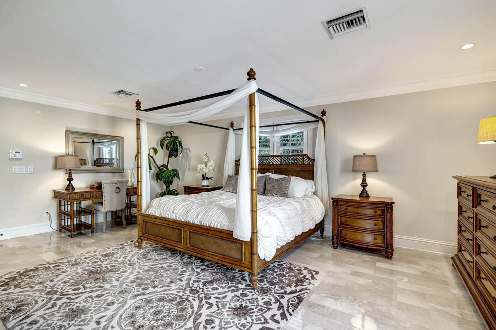 SEAGATE SEC B - Residential