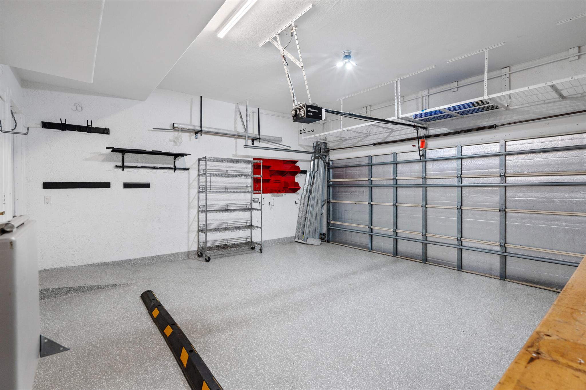 HARBOR ISLAND - Residential Lease