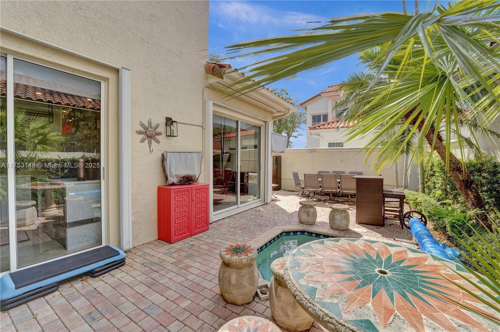 HARBOR ISLAND - Residential Lease