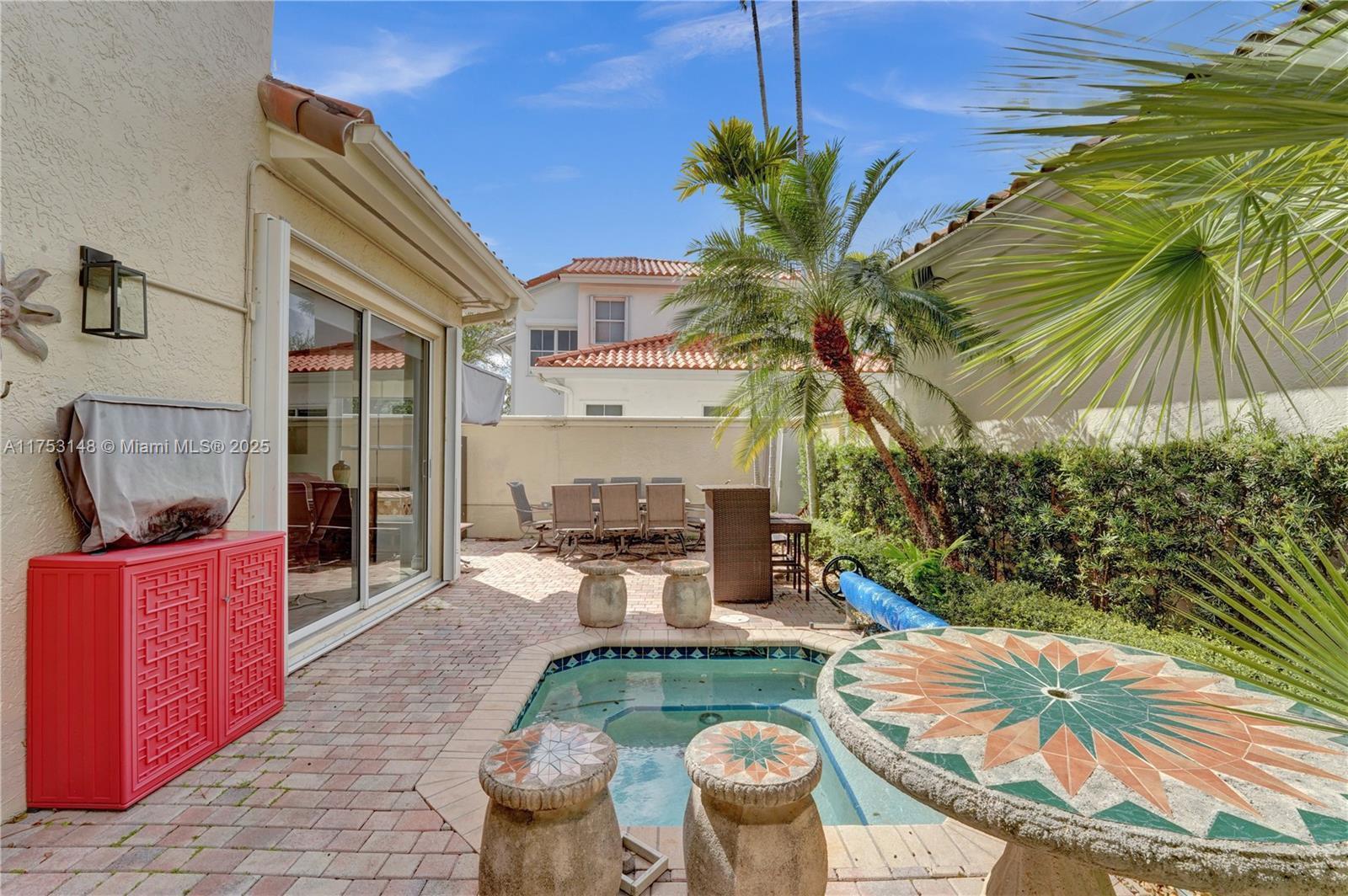 HARBOR ISLAND - Residential Lease