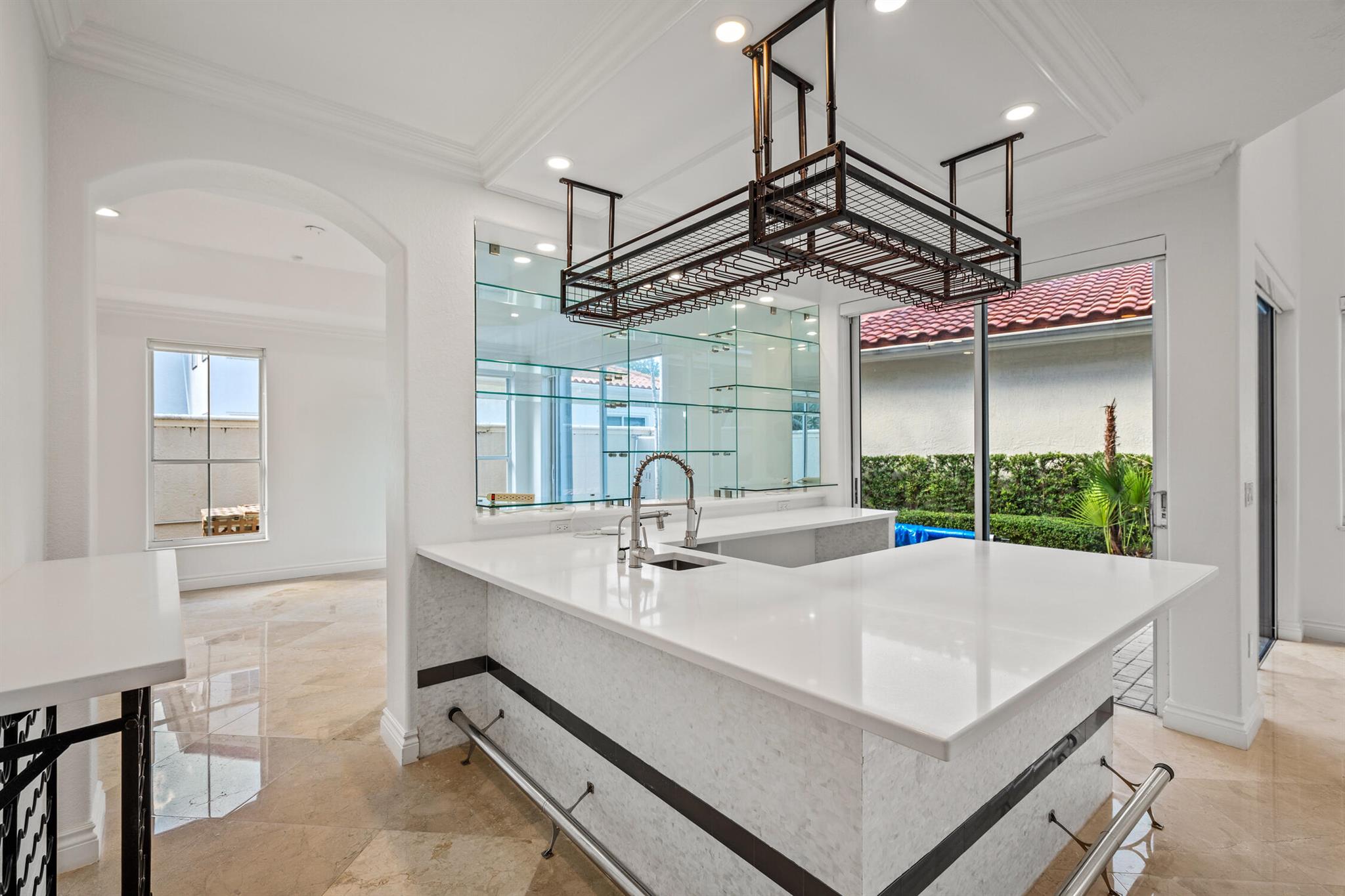 HARBOR ISLAND - Residential Lease