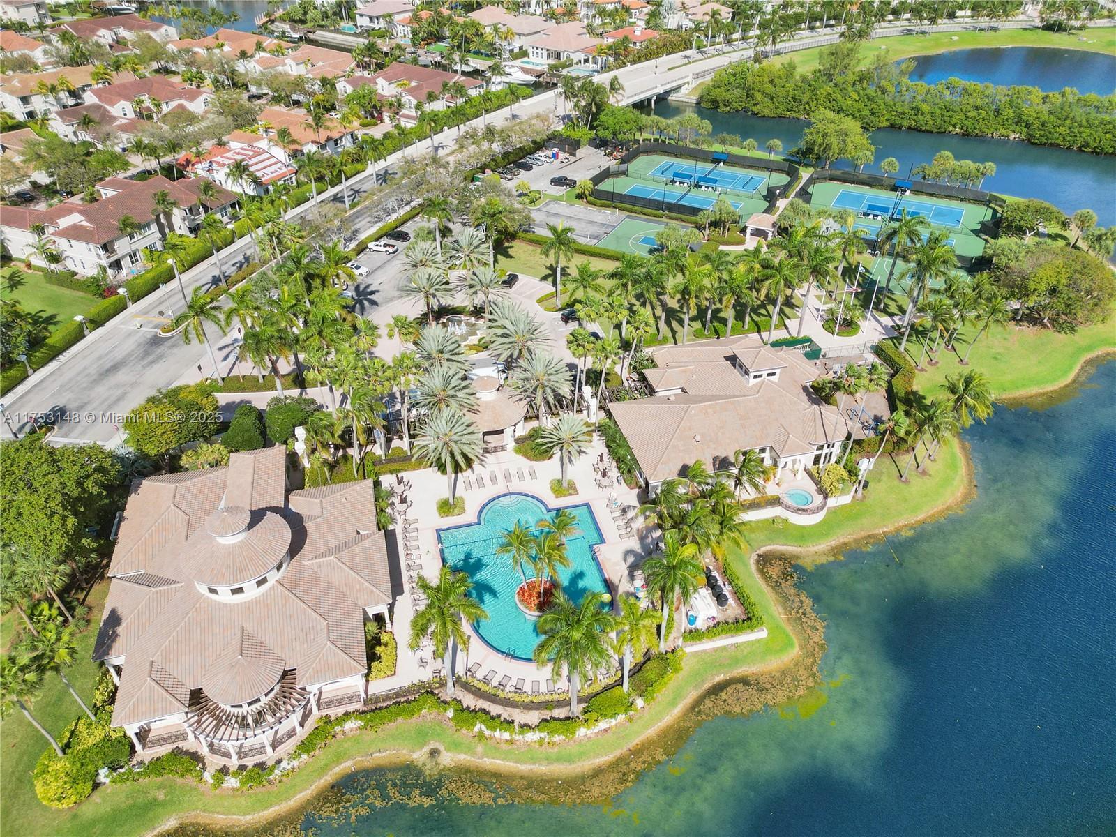 HARBOR ISLAND - Residential Lease