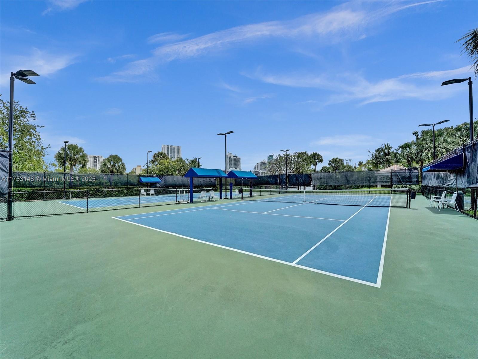 HARBOR ISLAND - Residential Lease
