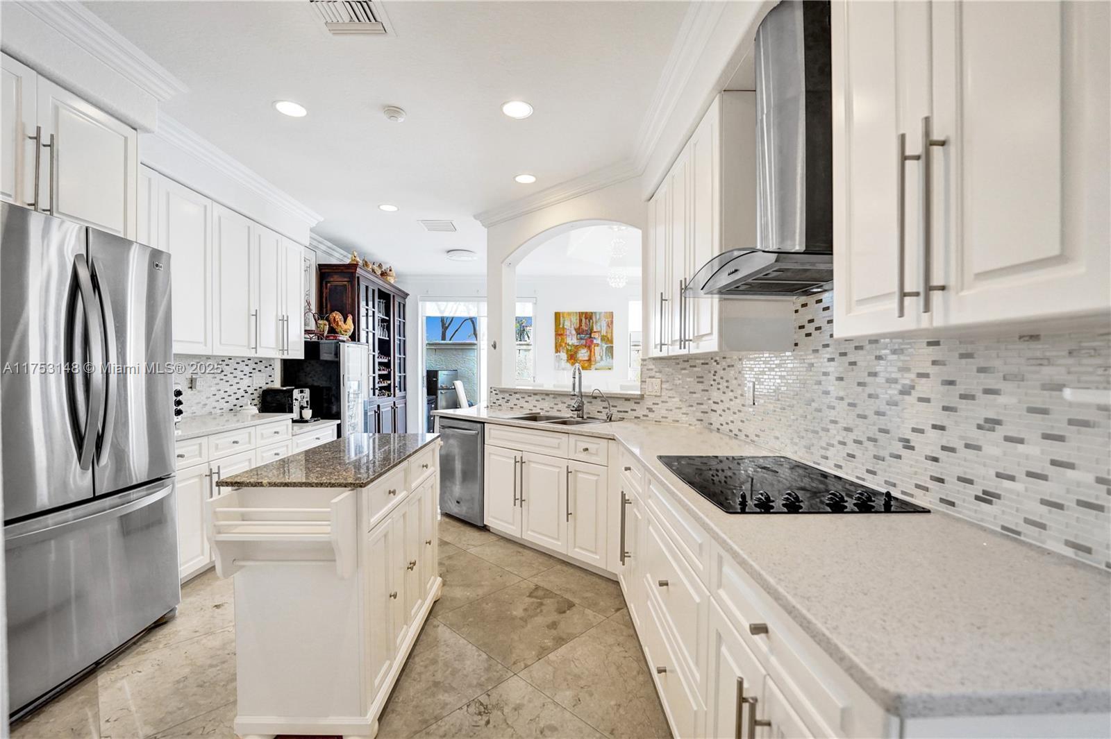 HARBOR ISLAND - Residential Lease