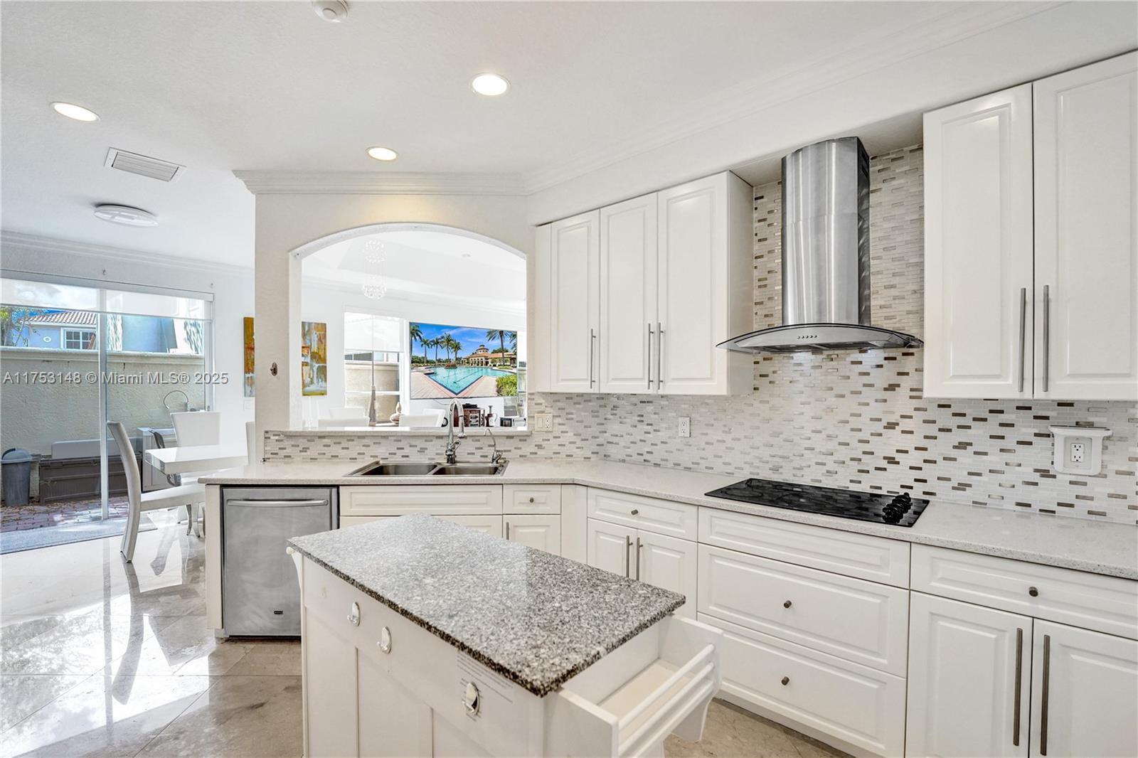 HARBOR ISLAND - Residential Lease