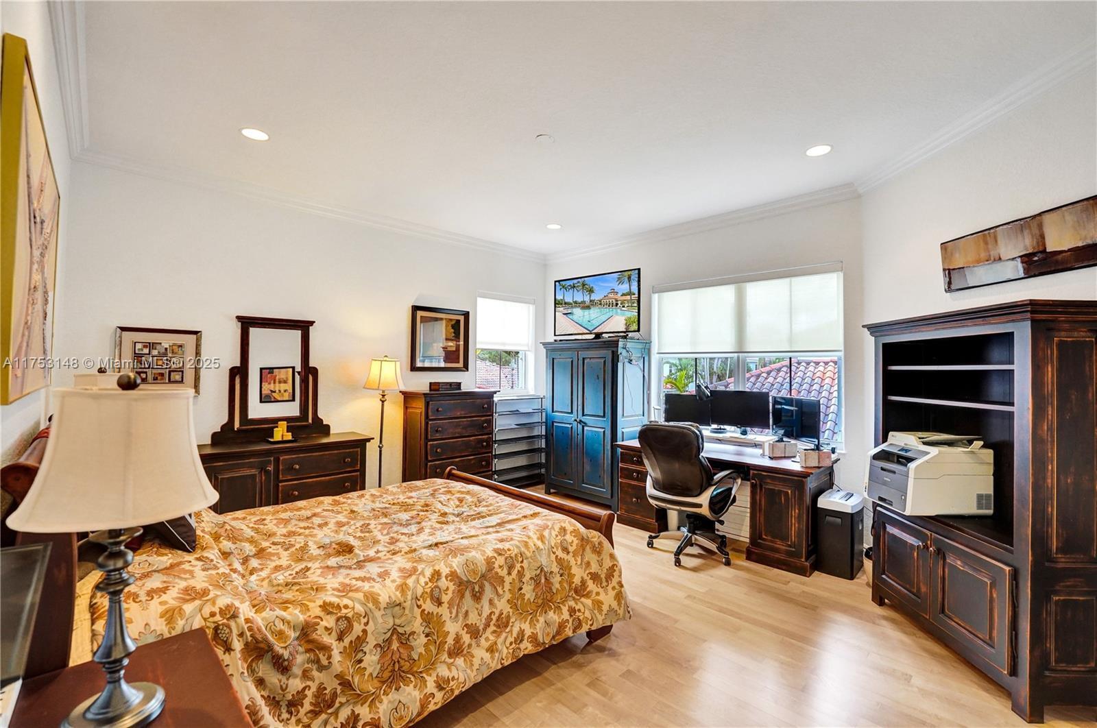 HARBOR ISLAND - Residential Lease
