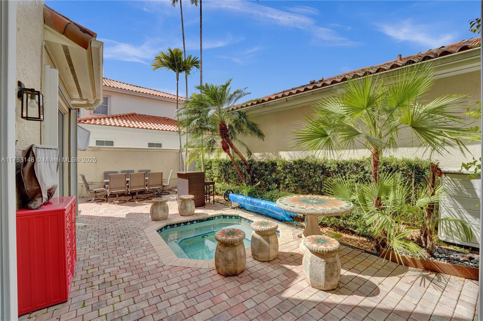 HARBOR ISLAND - Residential Lease