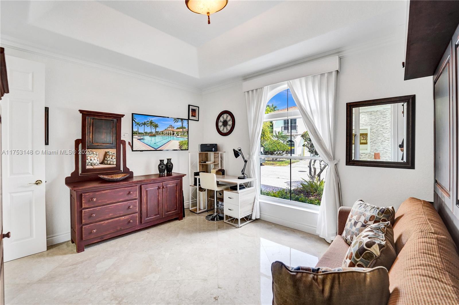 HARBOR ISLAND - Residential Lease