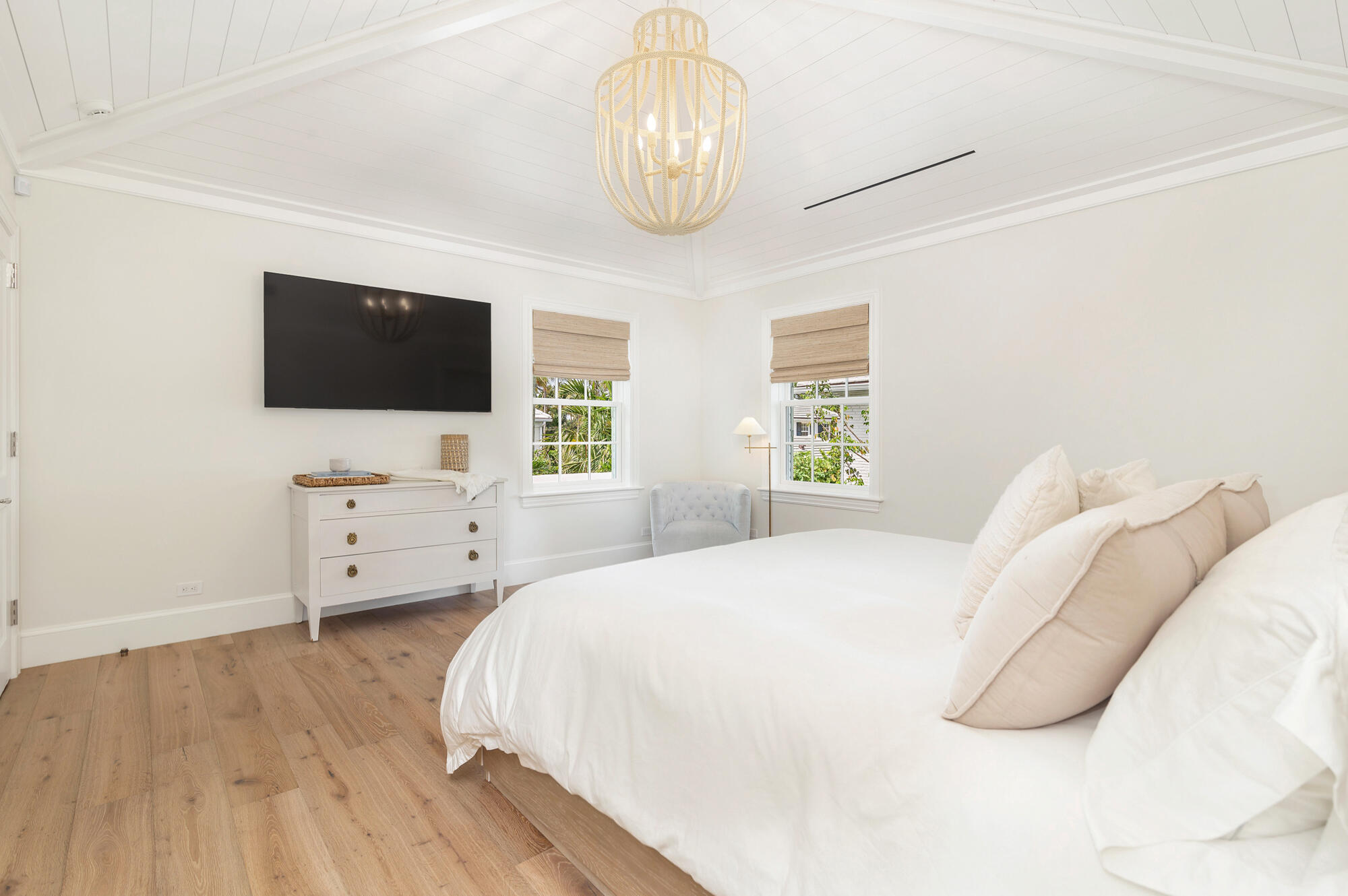 REVERIE - Residential