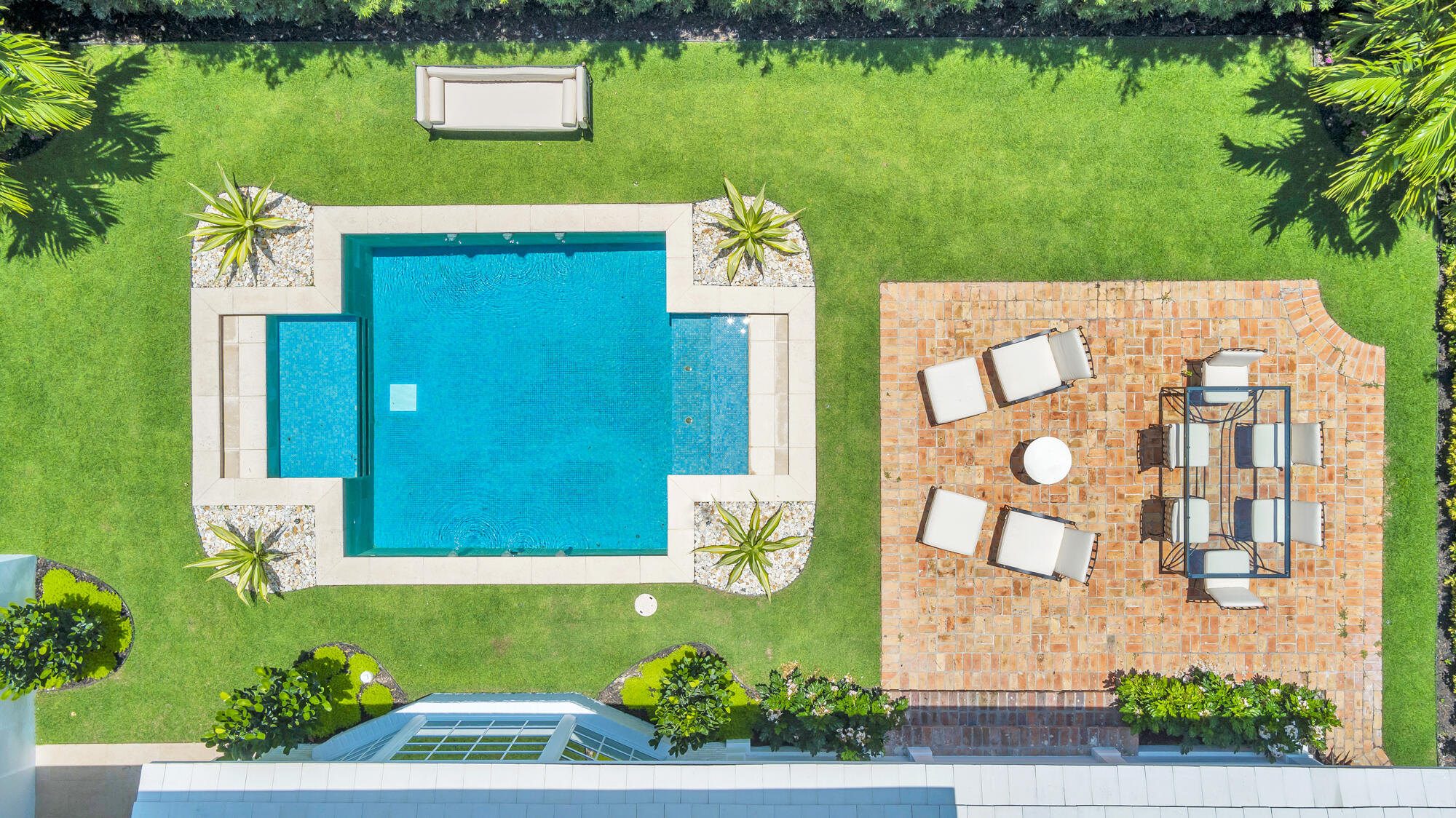 REVERIE - Residential