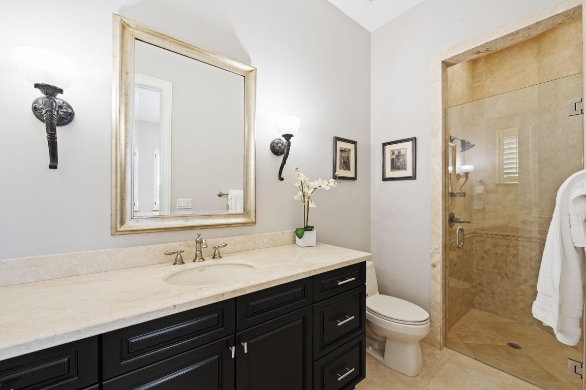 Bay Colony - Residential