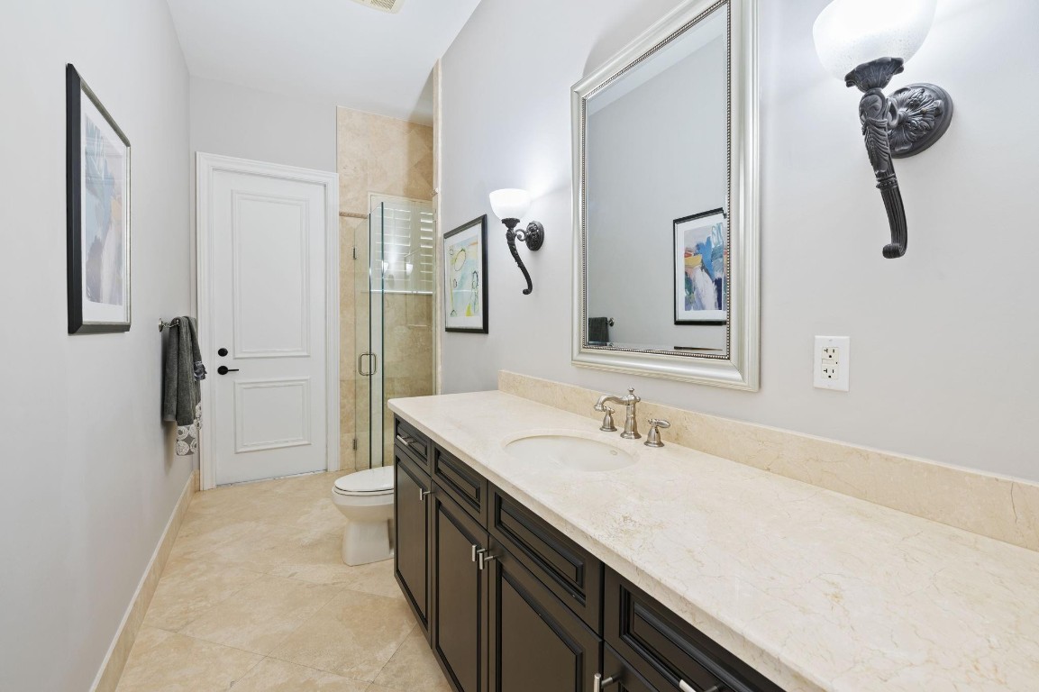 Bay Colony - Residential