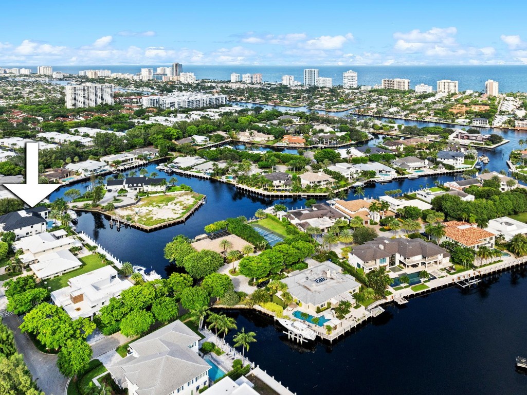 Bay Colony - Residential