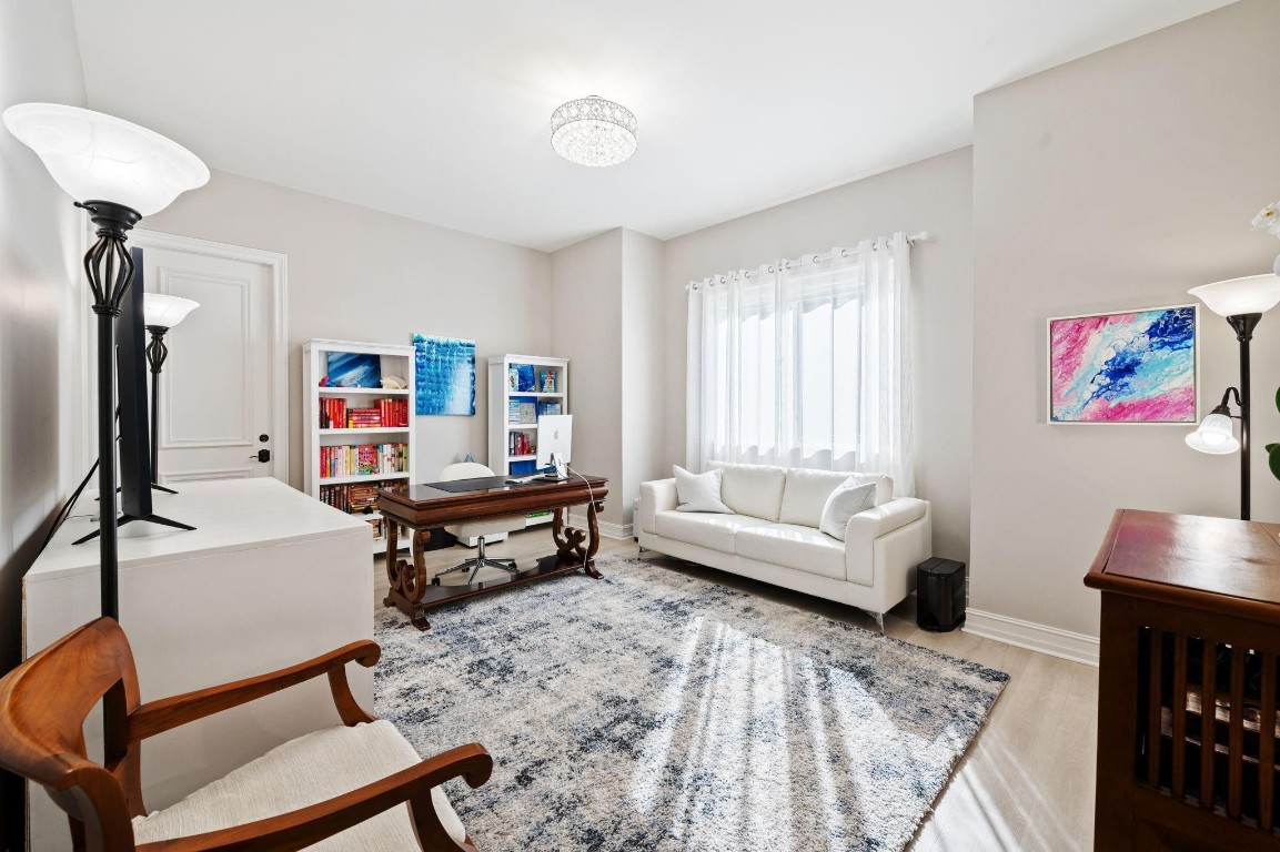 Bay Colony - Residential