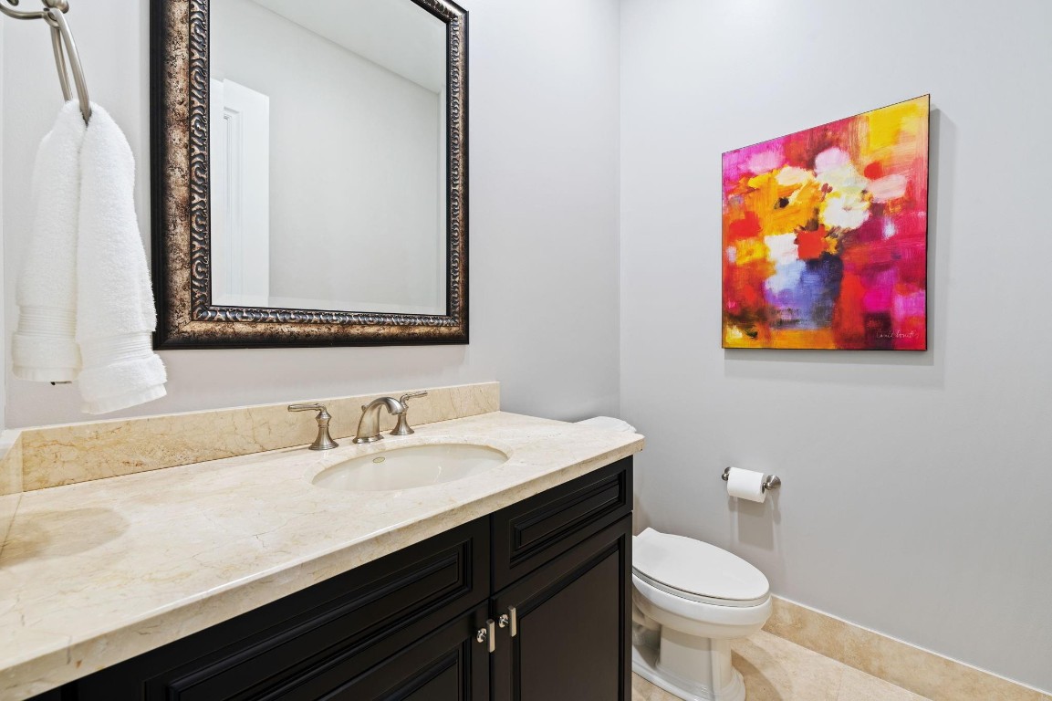 Bay Colony - Residential