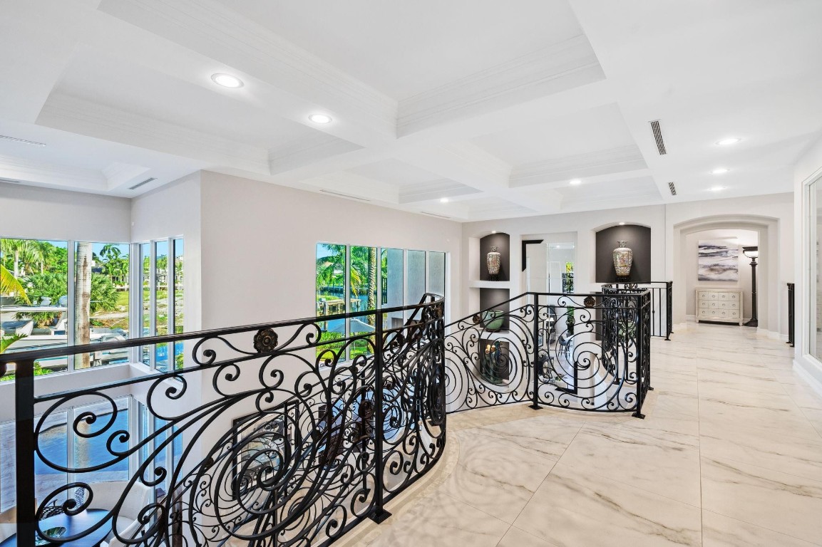 Bay Colony - Residential