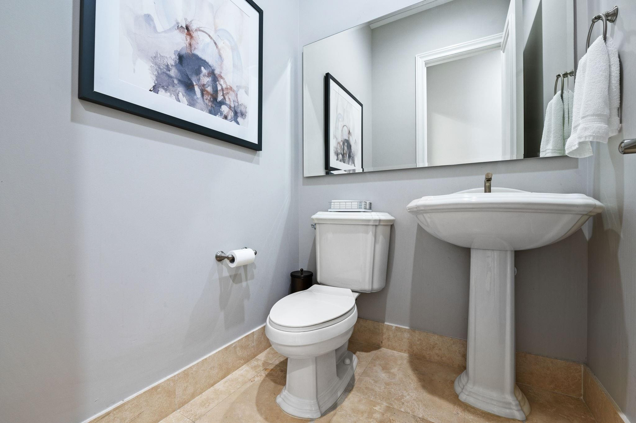 Bay Colony - Residential