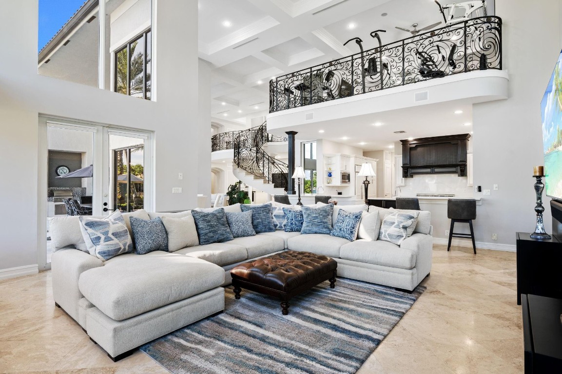 Bay Colony - Residential