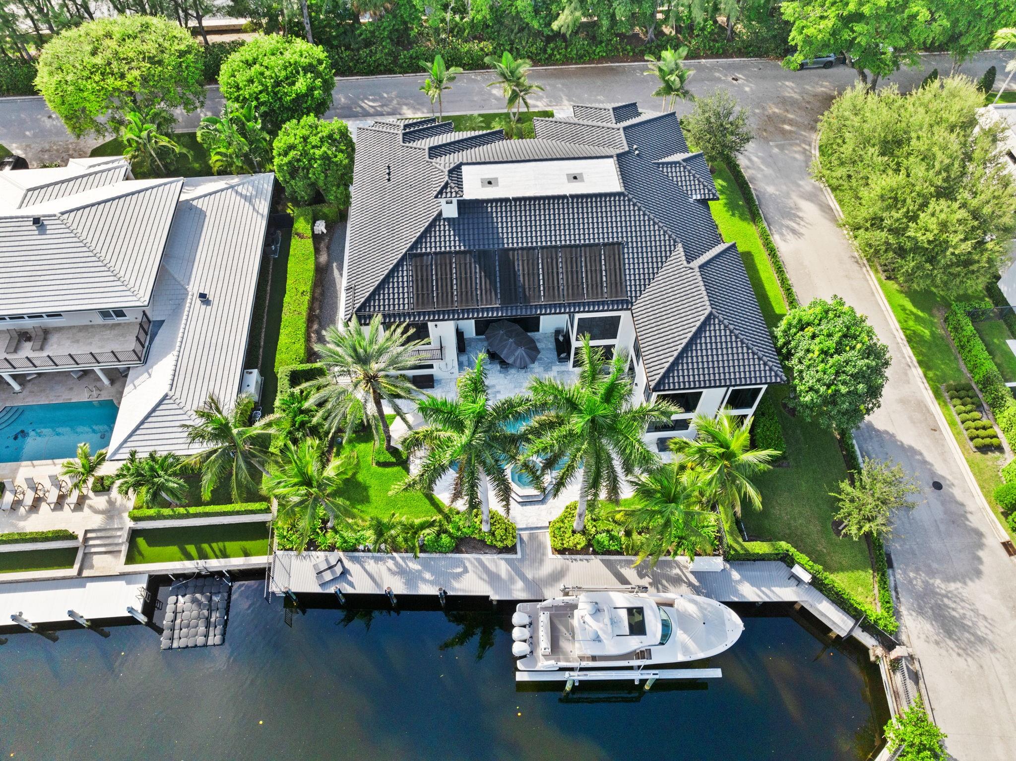 Bay Colony - Residential