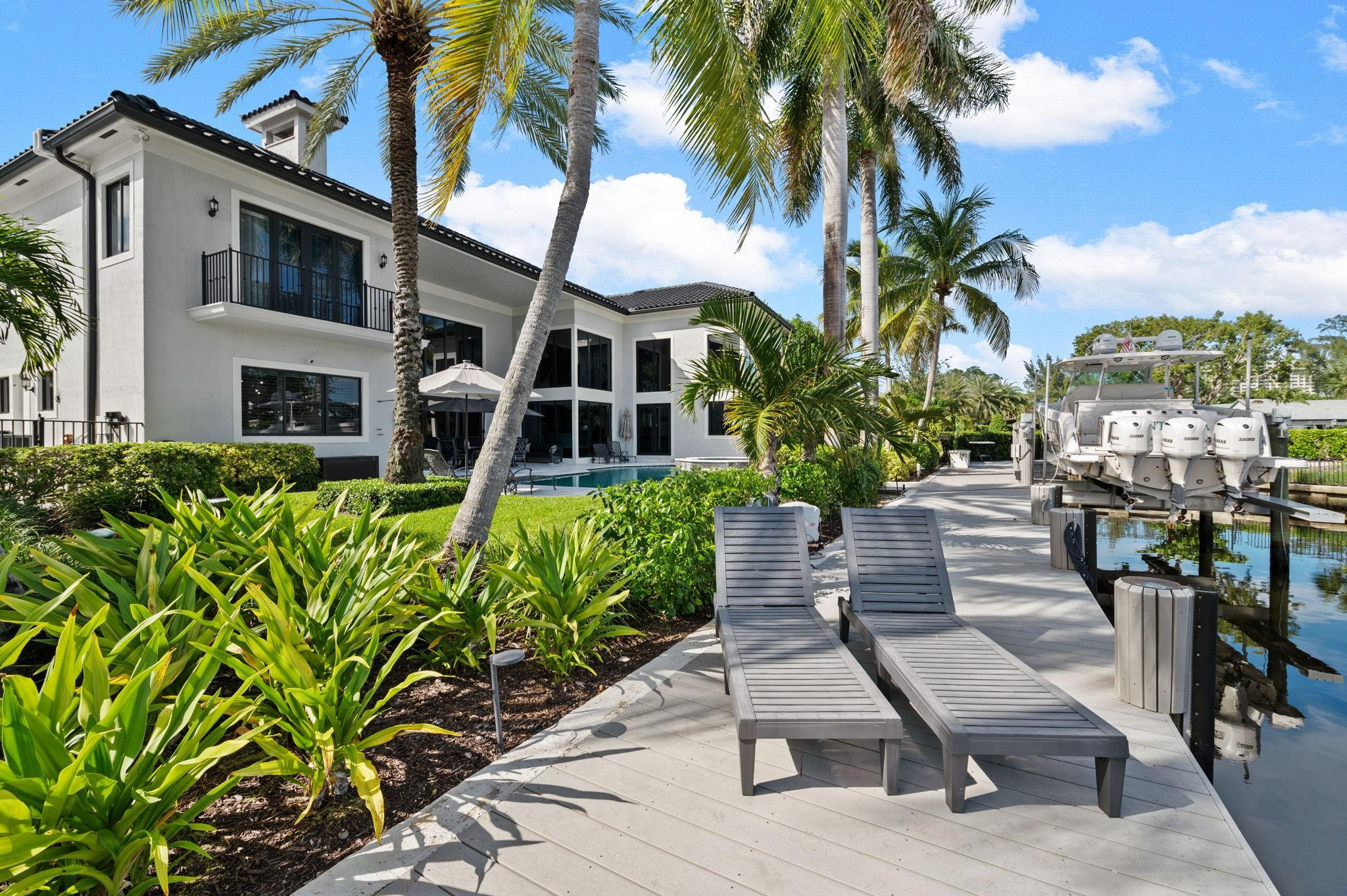 Bay Colony - Residential