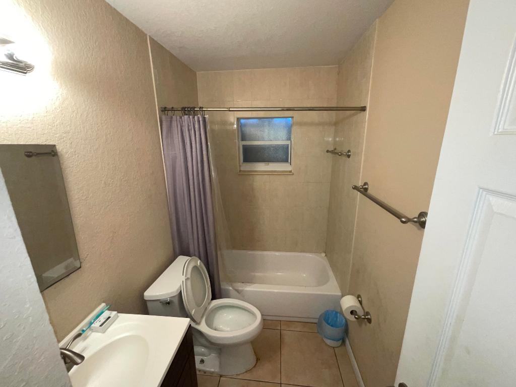 KENDALL LAKE ADDITION - Residential Lease