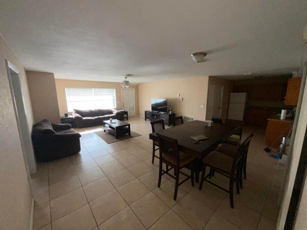 KENDALL LAKE ADDITION - Residential Lease